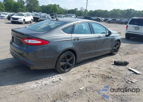 2016 Ford Fusion Se z USA, uszkodzony, nr VIN 3FA6P0H70GR120923